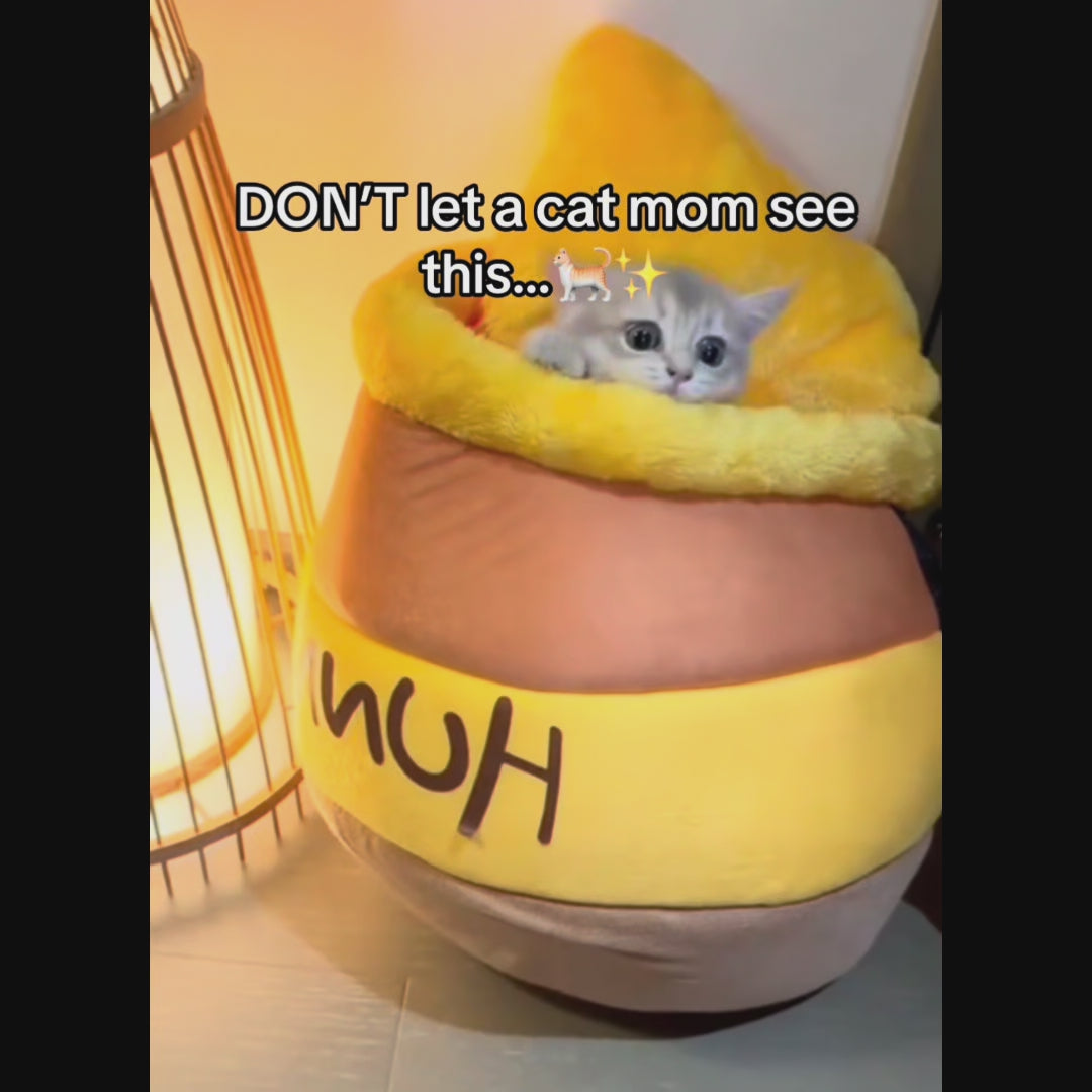 Hunny Puff™ Cozy Cat Cave Bed